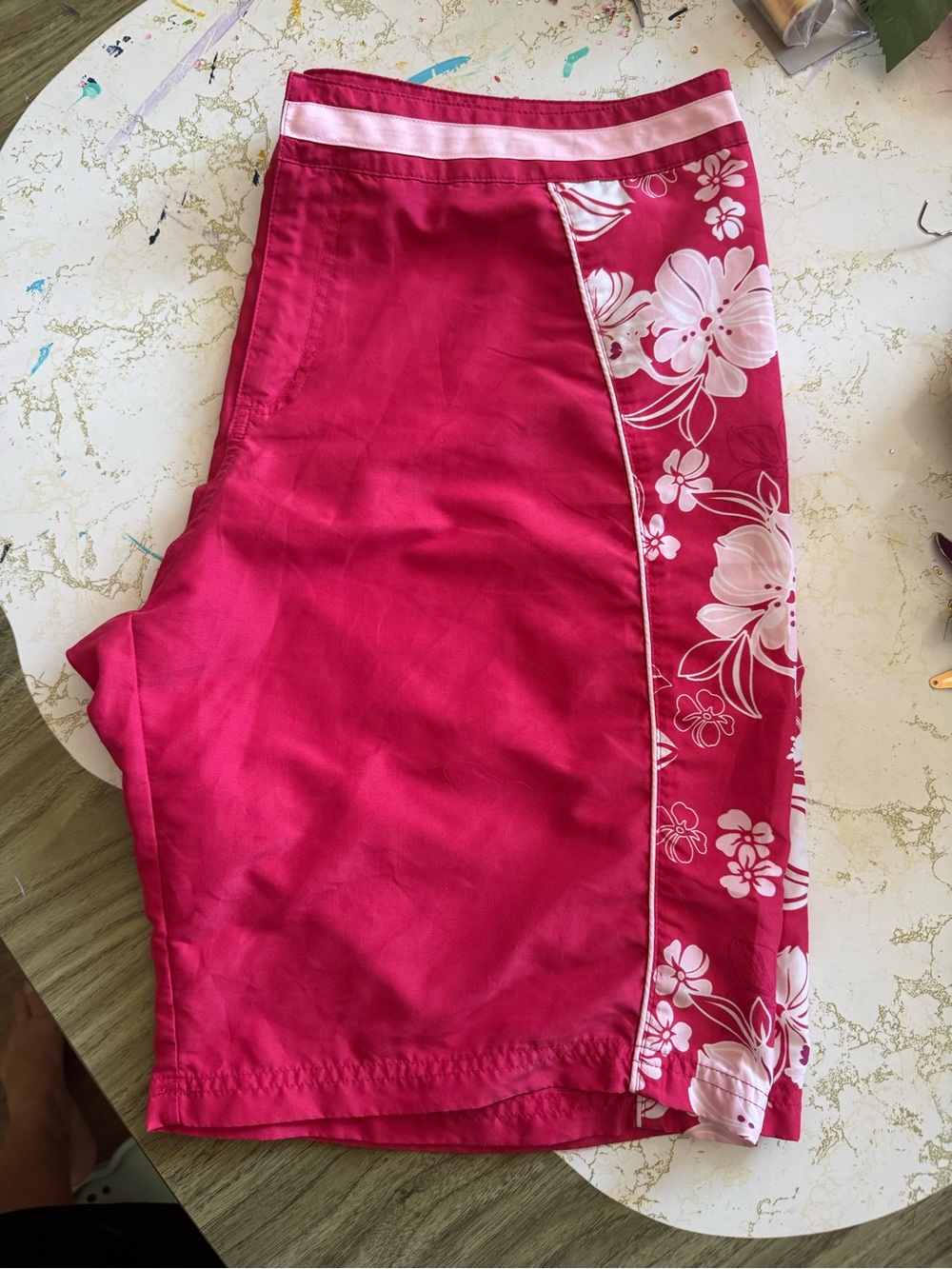 Vintage Women's Floral Trim board Shorts in Fuchsia Pink
